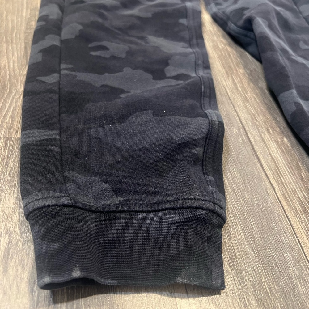 Lululemon Scuba High Rise Fleece Joggers Heritage 365 Camo Deep Coal Athleisure - Picture 4 of 9